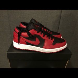 SOLD-Air Jordan 1 Low Reverse Bred